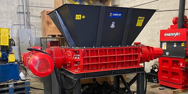 恩派特廢舊塑料撕碎機(jī) 強(qiáng)勁技術(shù)助力塑料處理