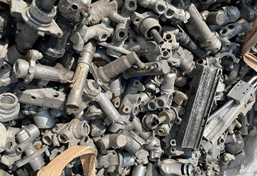 鑄鋁件破碎機(jī)