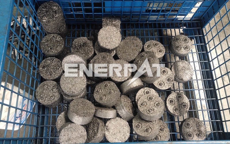 鋼屑?jí)簤K機(jī)