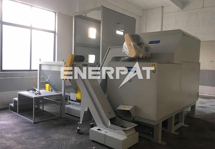 鐵屑?jí)猴灆C(jī)