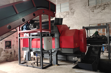 江蘇某固廢處理中心定制空罐廢料破碎線客戶現(xiàn)場(chǎng)