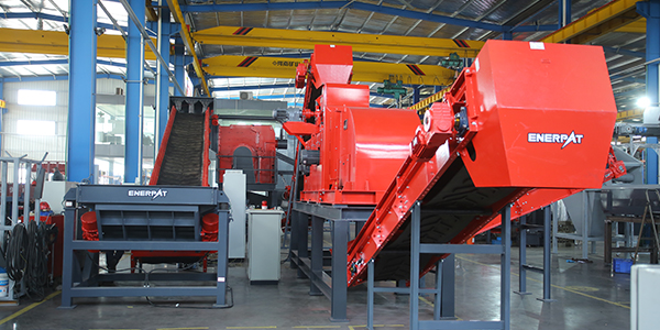 廢舊油桶撕碎機，大產(chǎn)量機油桶減容減量