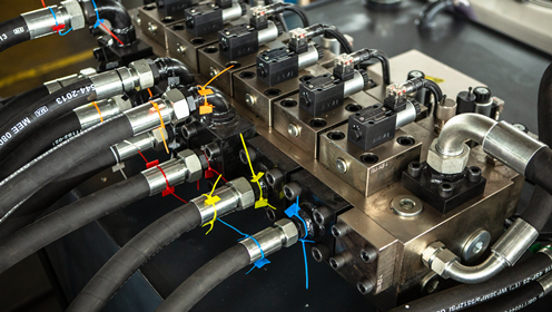 強(qiáng)悍液壓系統(tǒng)