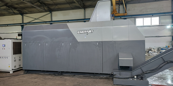 恩派特大型鐵屑壓餅機(jī)——智能高效，為企業(yè)鐵屑處理創(chuàng)造高價值