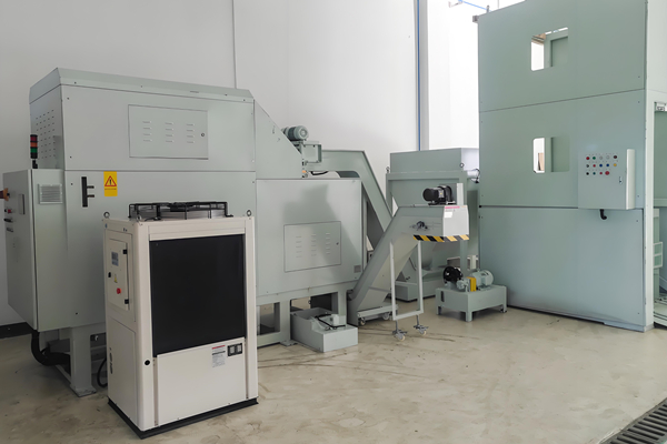 廣東大冶摩托車(chē)技術(shù)公司定制鐵屑?jí)猴灆C(jī)案例