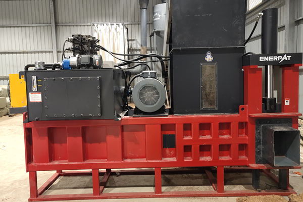 河北某印刷公司定制紙粉套袋機(jī)案例