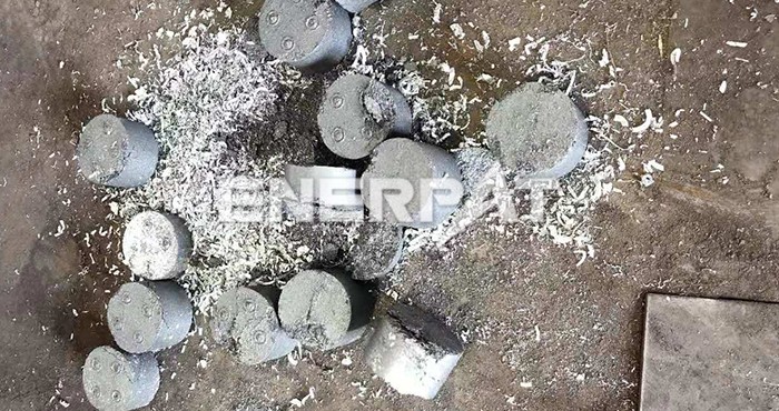 鐵屑?jí)猴灆C(jī)