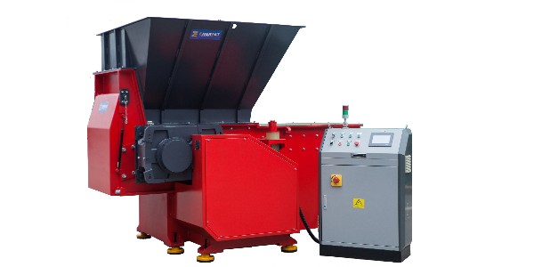 塑料撕碎機(jī)有什么特點(diǎn)？塑料撕碎機(jī)工作原理介紹