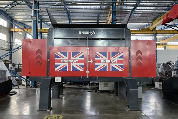 廣州某資源再生公司定制斷橋鋁包塊破碎設(shè)備案例