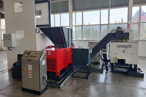 富士達(dá)電梯配件（上海）公司定制鐵屑壓餅機(jī)案例