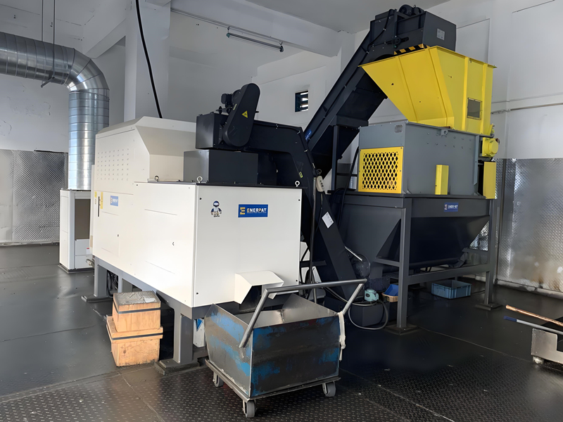 PG集團有限公司與恩派特定制鐵屑壓餅機案例