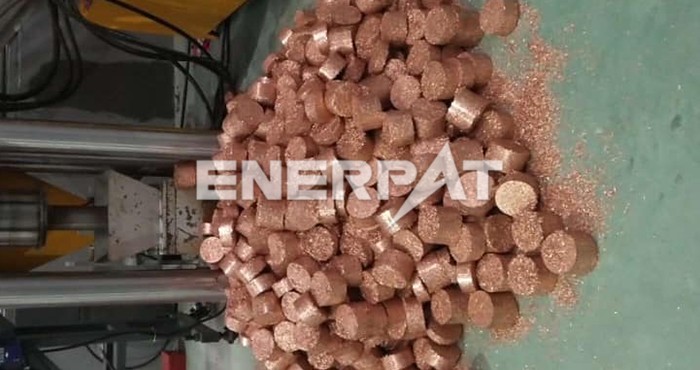 銅屑?jí)簤K機(jī)