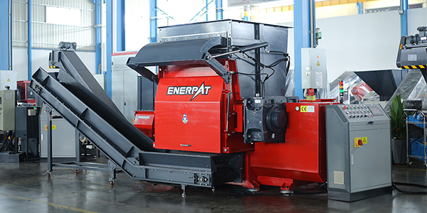 廢編織袋撕碎機，為廢塑料回收節(jié)能減排，提高效益