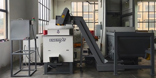 環(huán)保檢查不用愁 鋁合金屑打包壓塊機(jī)解決污染問(wèn)題